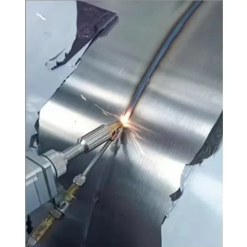 Industrial Laser Welding Gun - Pistolet Laser de soudage par Fiber